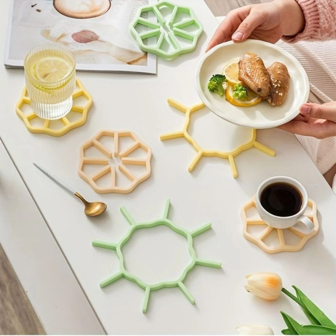 Flower shape silicon heat resistance pot matte ( 2PCS)