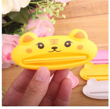 Cartoon Bathroom Dispenser Toothpaste 1pc/lot Lovely Animal Tube Squeezer Easy Squeeze Paste Dispenser Roll Holder 8.8*4cm