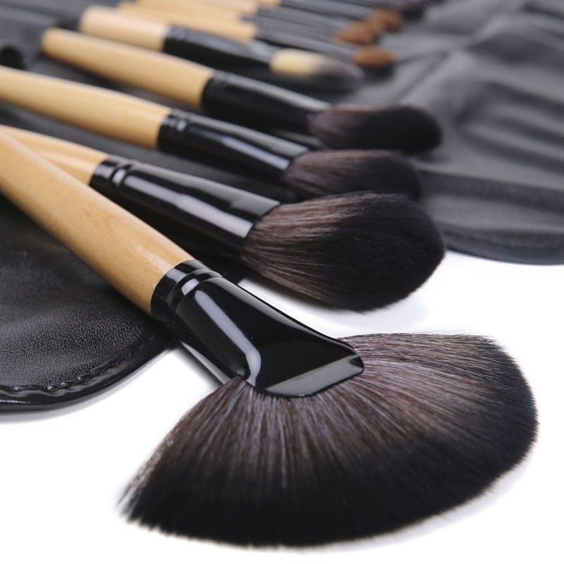 Gift Bag Of 24 pcs Makeup Brush Sets Professional Cosmetics Brushes