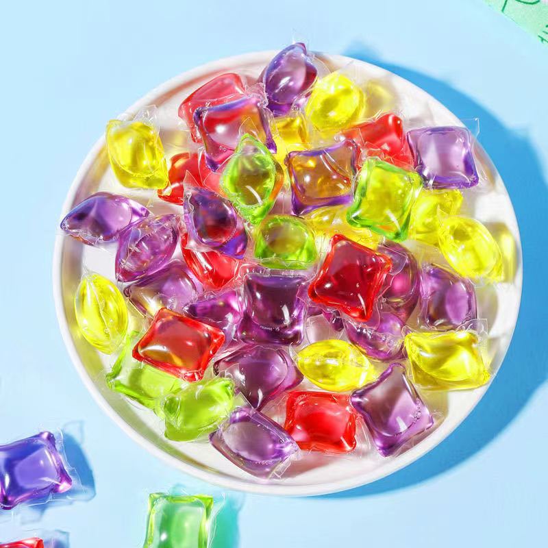 12pcs Laundry Beads Portable Stains Film Laundry Gel Capsules