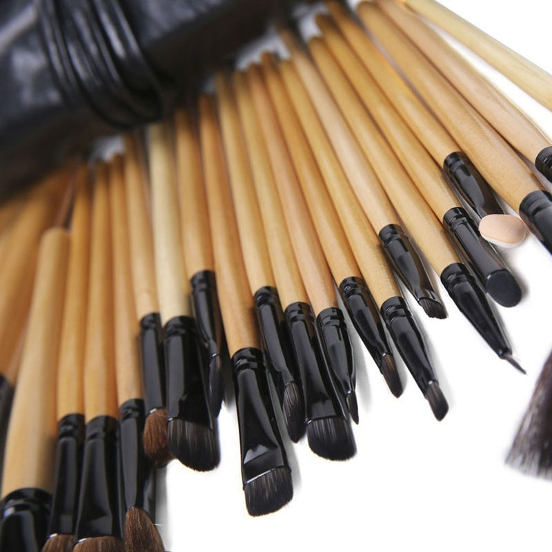 Gift Bag Of 24 pcs Makeup Brush Sets Professional Cosmetics Brushes