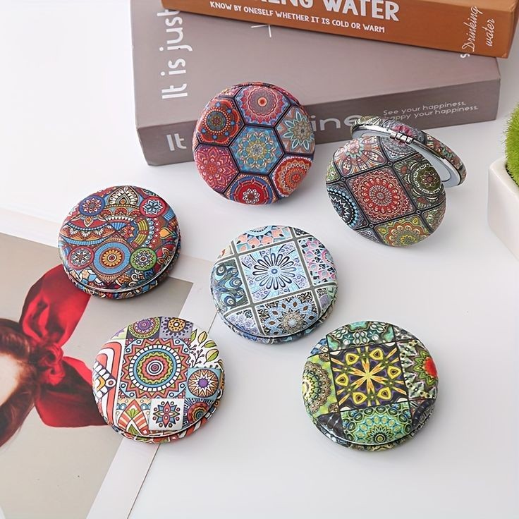 Foldable Vintage Pocket Mirror